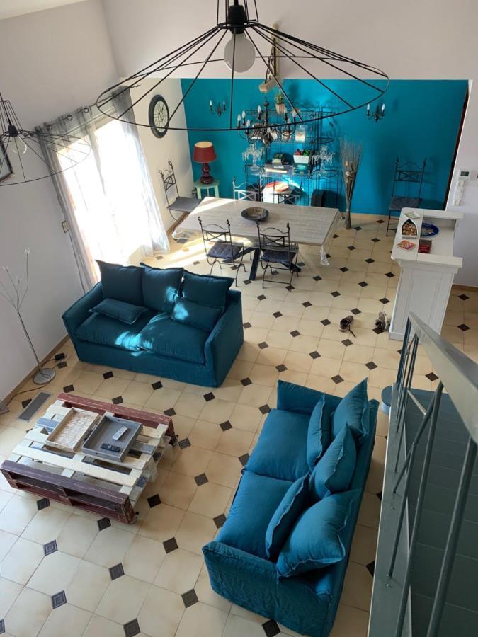 Belle Villa Avec Piscine Saintes-Marie-la-Mer Buitenkant foto