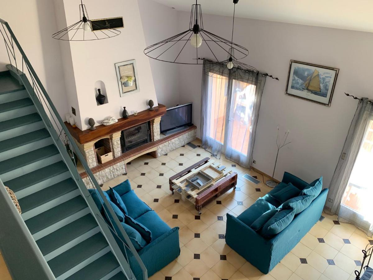 Belle Villa Avec Piscine Saintes-Marie-la-Mer Buitenkant foto